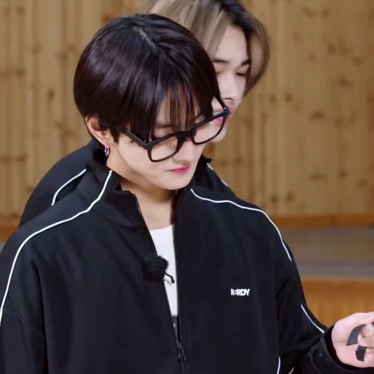 Jungwon thumbnail
