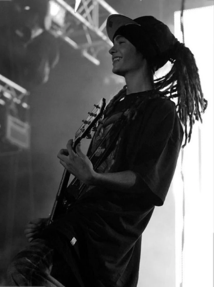 Tom Kaulitz. thumbnail