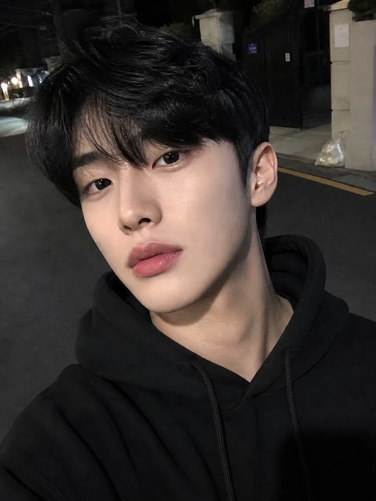 Min-ho thumbnail