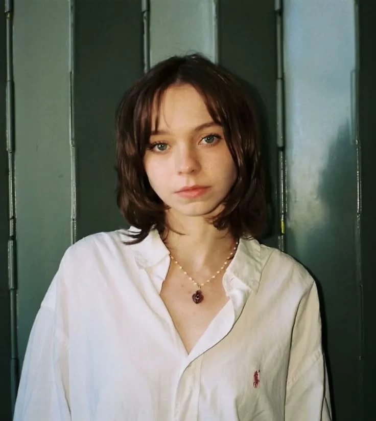 Emma Myers thumbnail