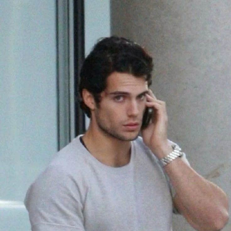 Henry Cavill thumbnail