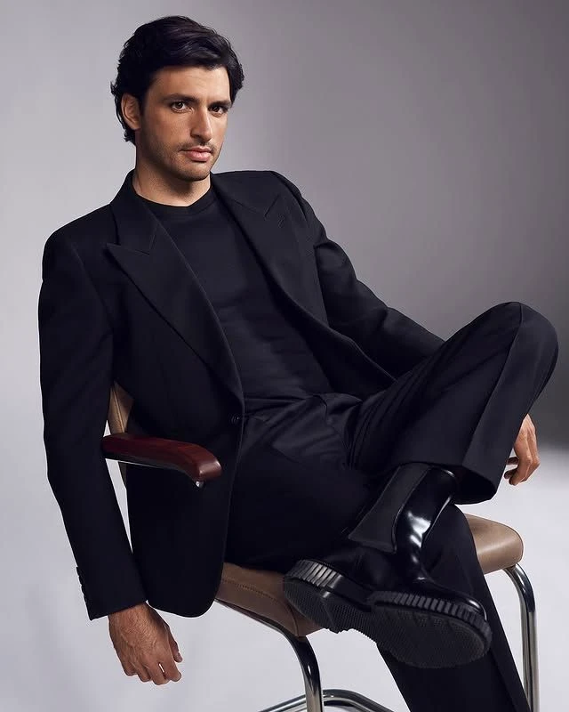 Carlos Sainz - Mafia husband. thumbnail