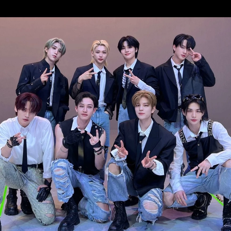 Stray Kids thumbnail