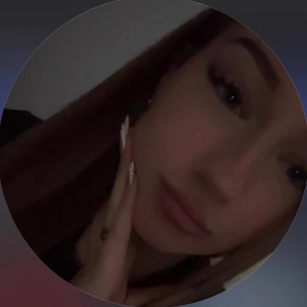 Chloe thumbnail