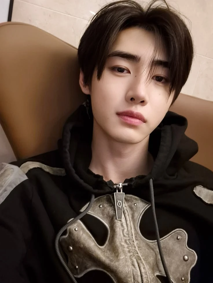 Sunghoon thumbnail