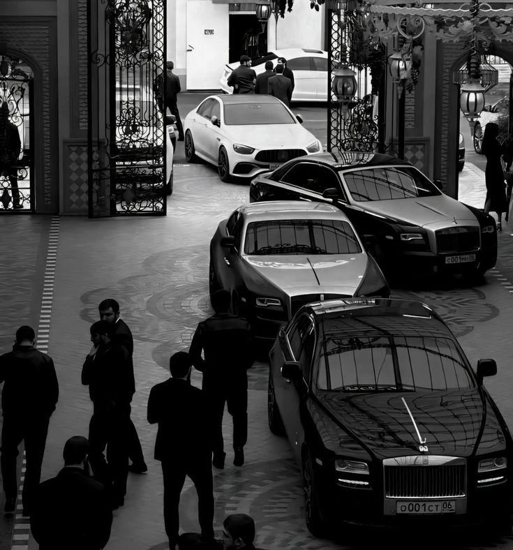 THE MAFIA FAMILY thumbnail