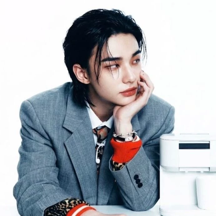 Hyunjin thumbnail