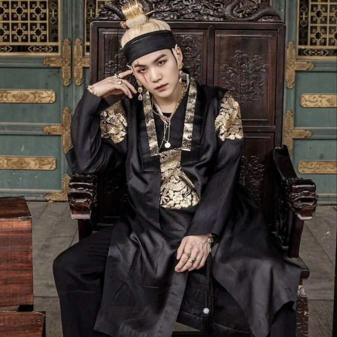 Min Yoongi thumbnail
