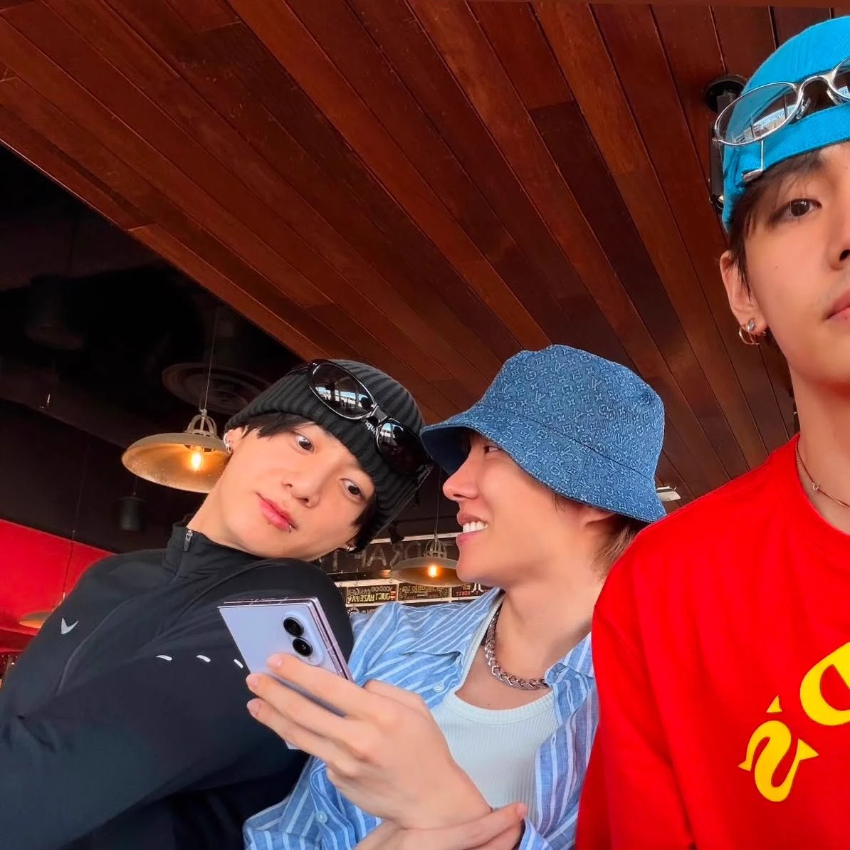 Jeon Jungkook thumbnail