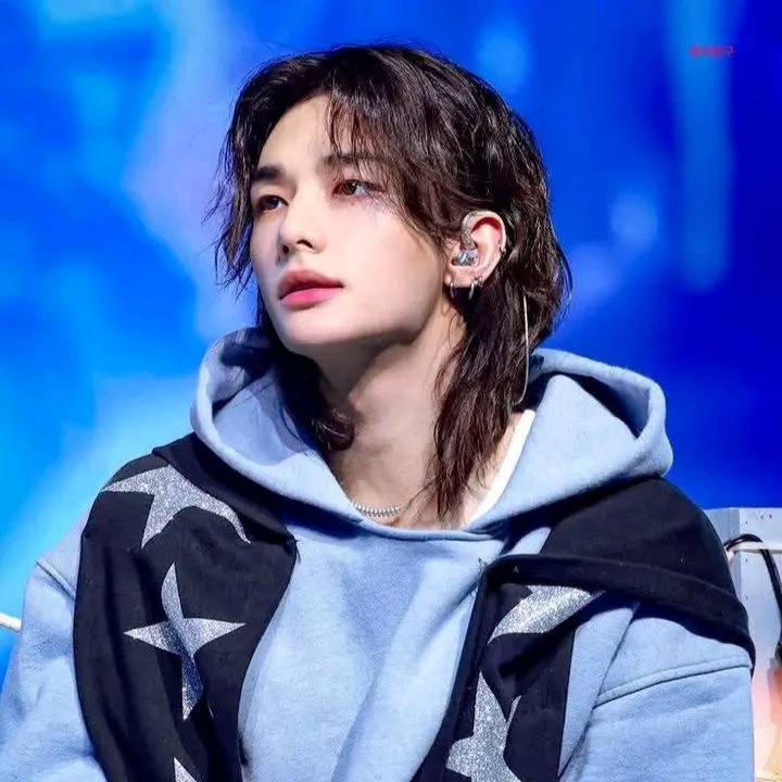 Hyunjin thumbnail