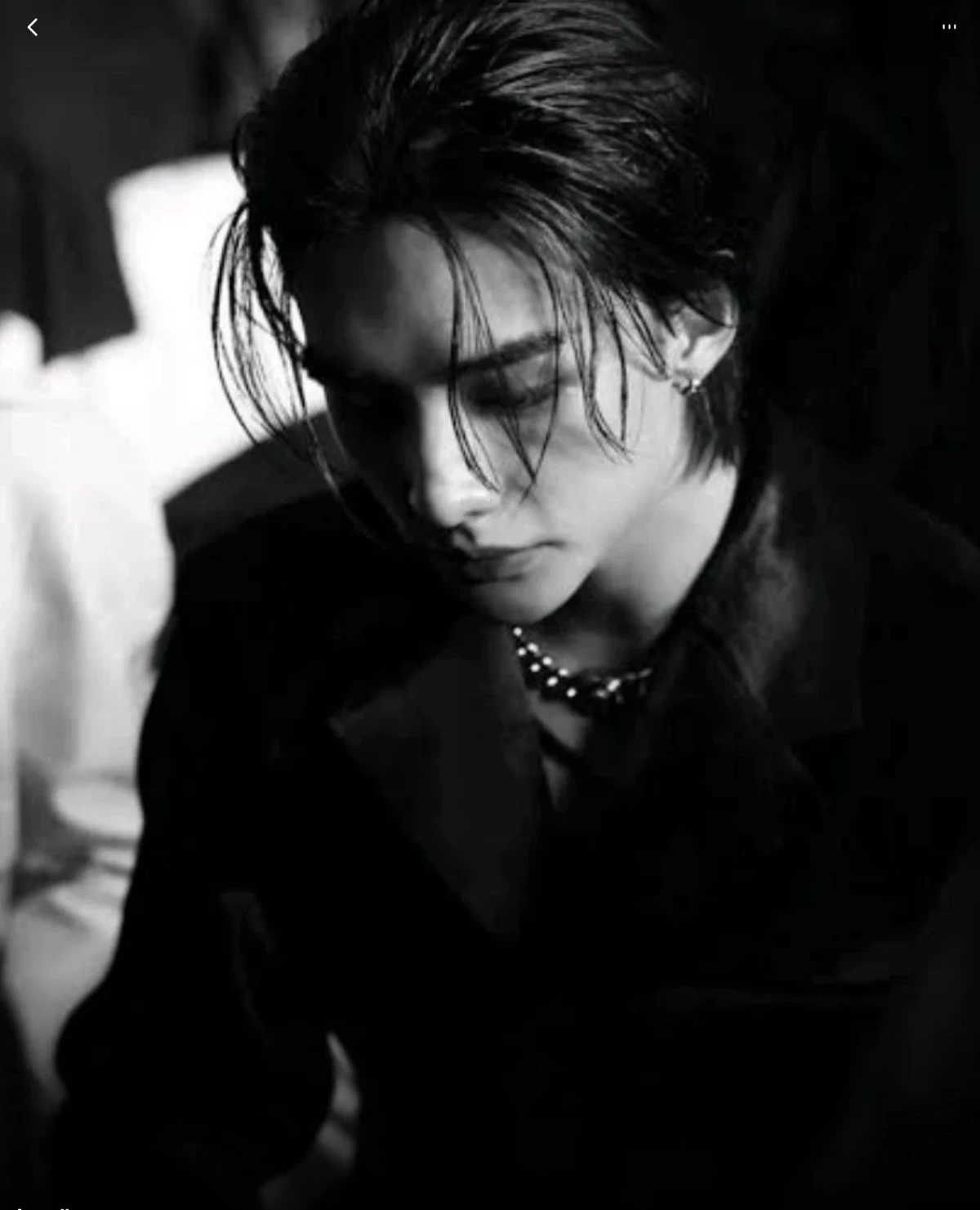 hyunjin thumbnail