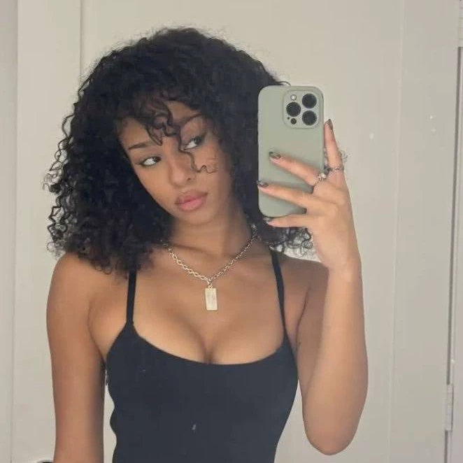 Azra Durmaz