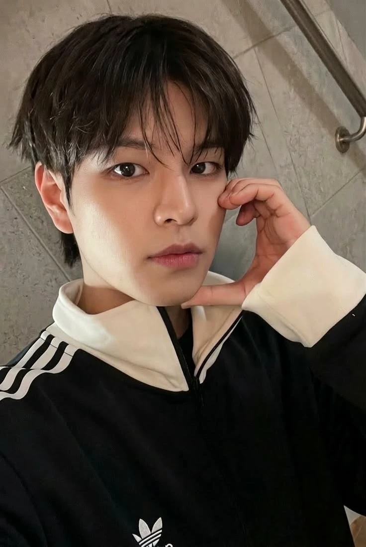 Seungmin~ thumbnail