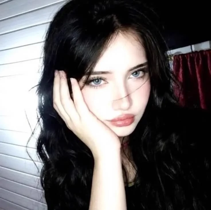 Veronica  thumbnail