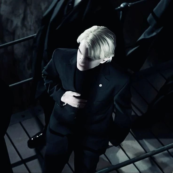 Draco Malfoy thumbnail