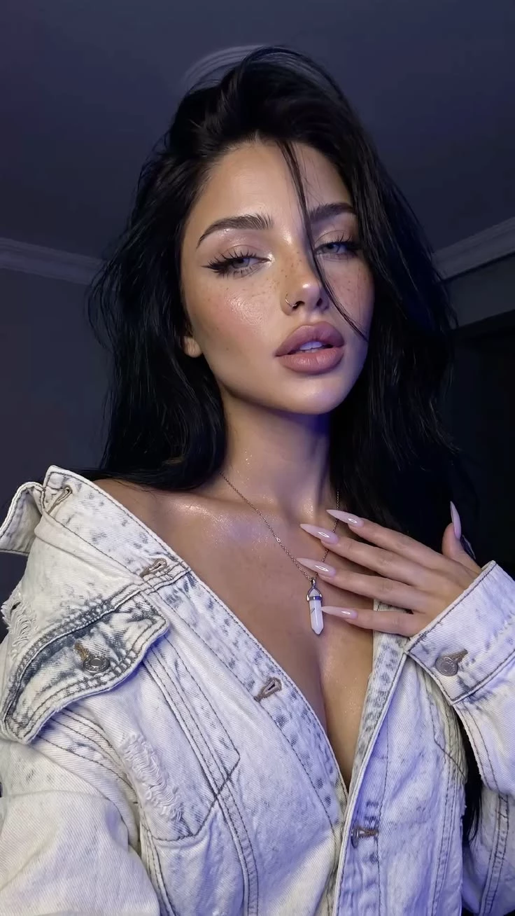Ariana thumbnail
