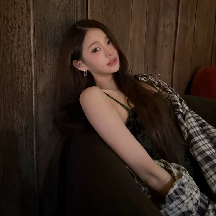 Jang Wonyoung thumbnail