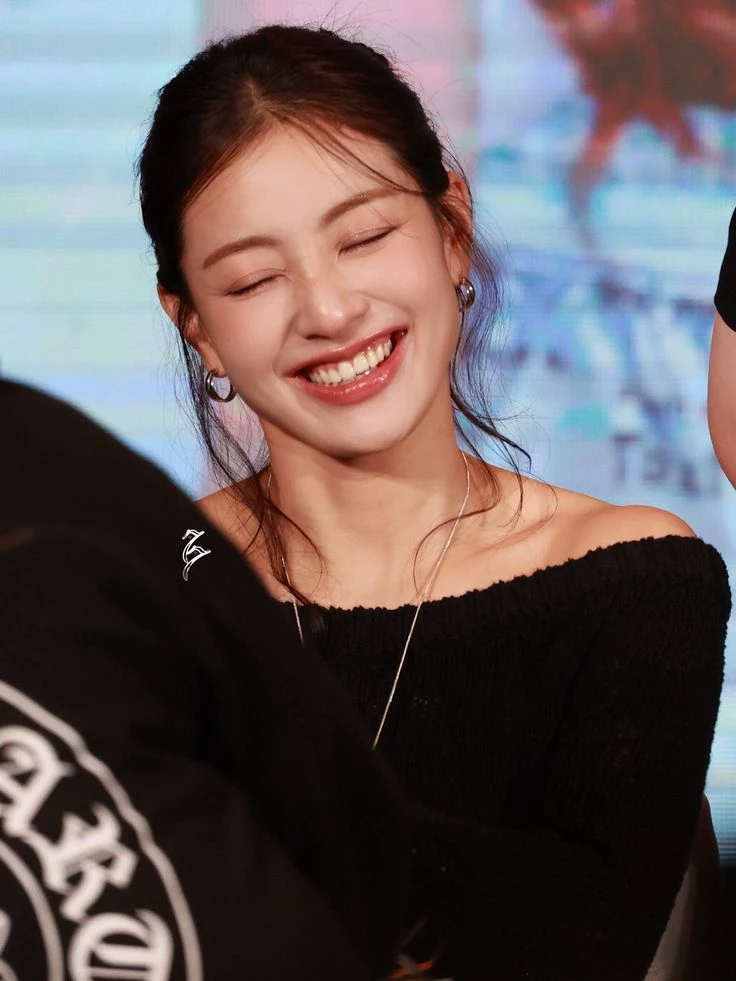Jihyo Sunbaenim (WLW) thumbnail
