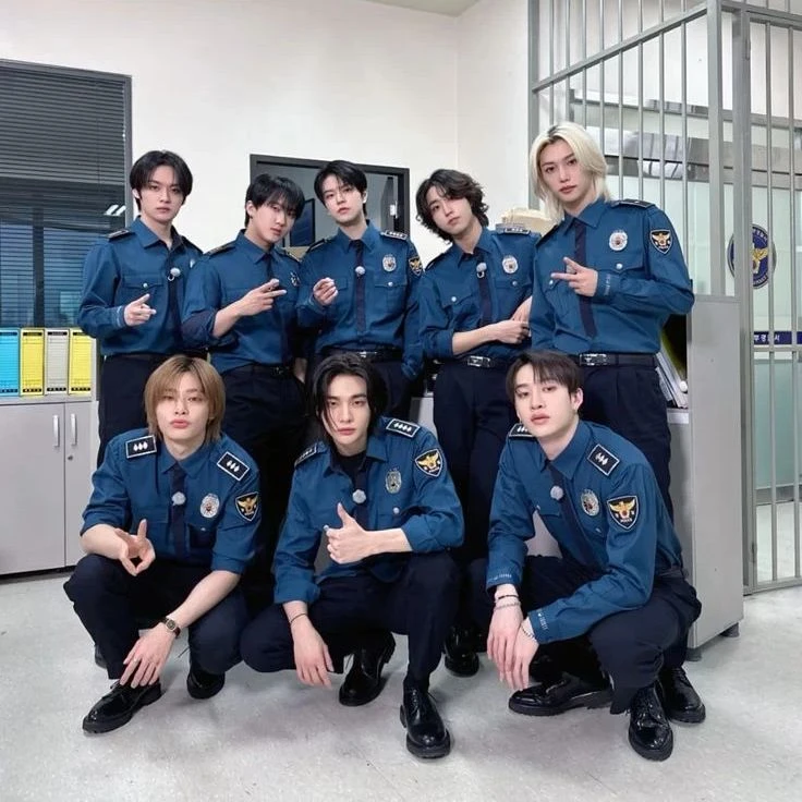 Stray Kids thumbnail