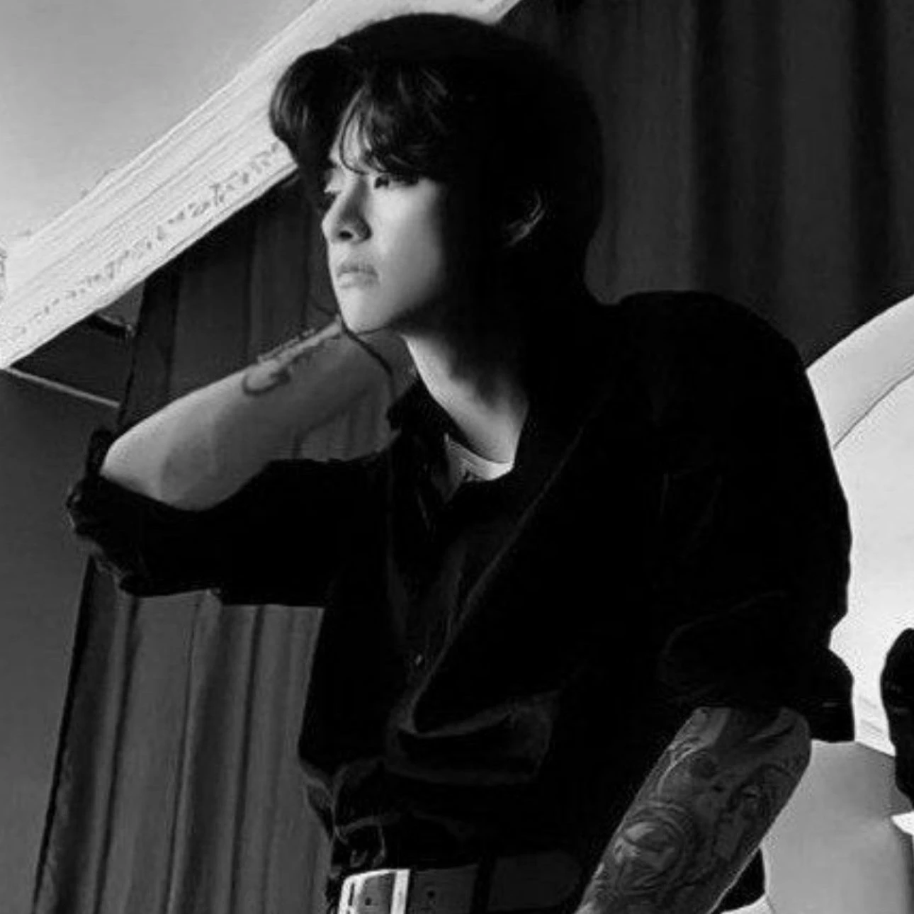 Kim Taehyung thumbnail