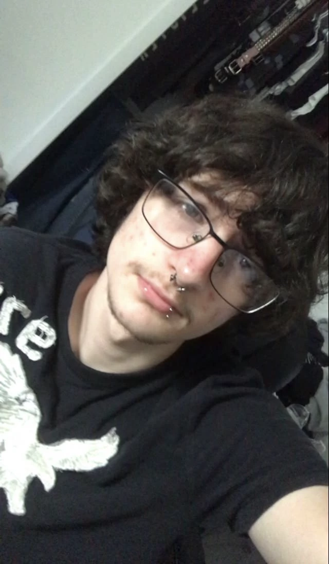 Ethan, nerd boyfriend thumbnail
