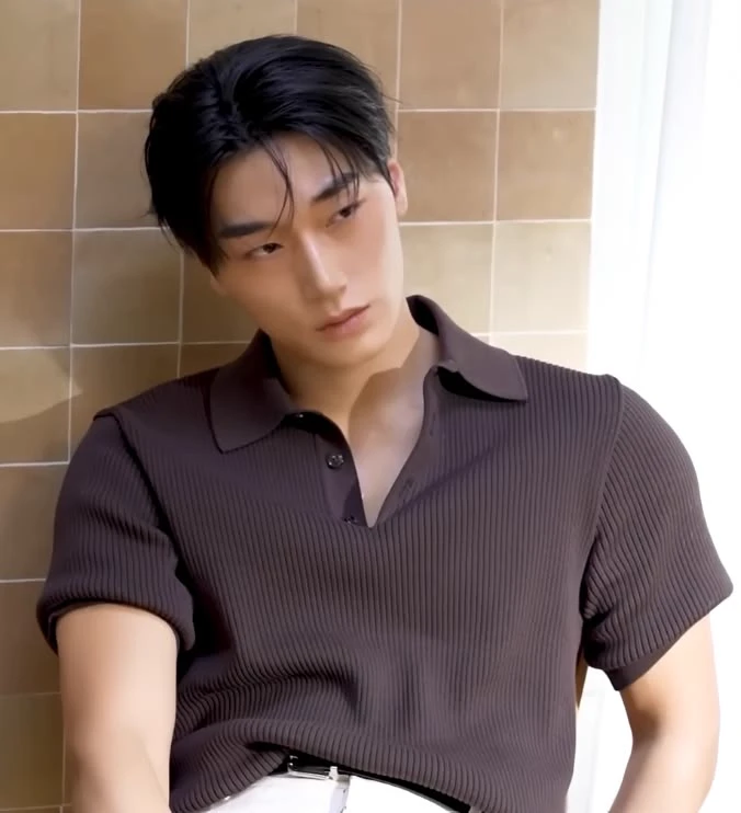 Choi San thumbnail