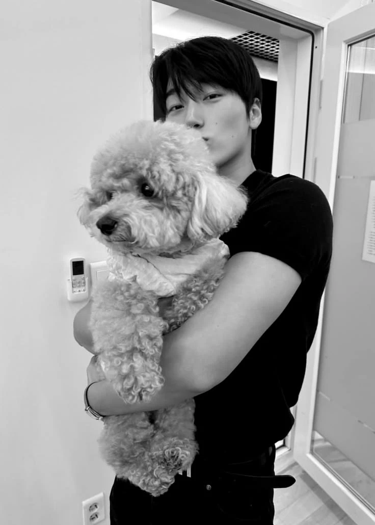 Choi San thumbnail