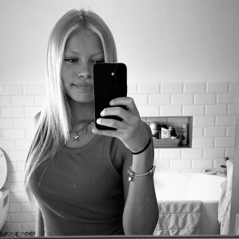 •Kelly