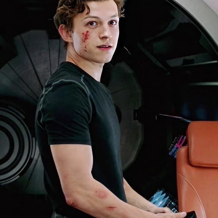 peter parker 🕸️ thumbnail