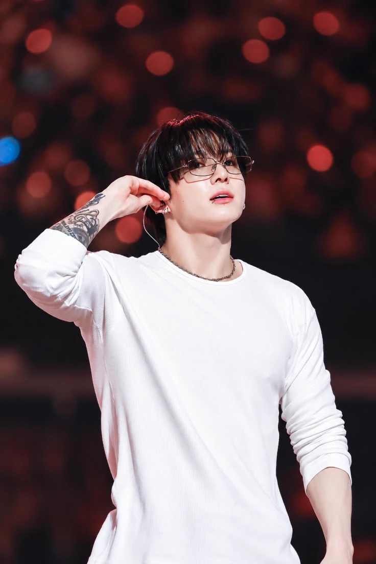 Jeon Jungkook thumbnail