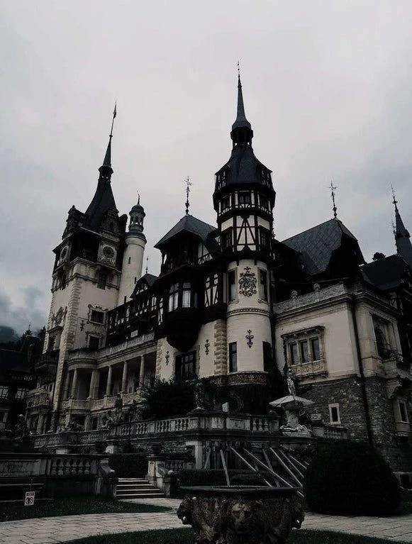 Vampire House thumbnail
