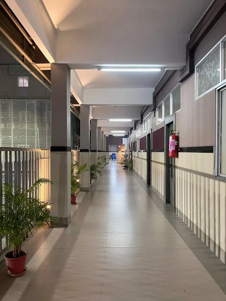 School thumbnail