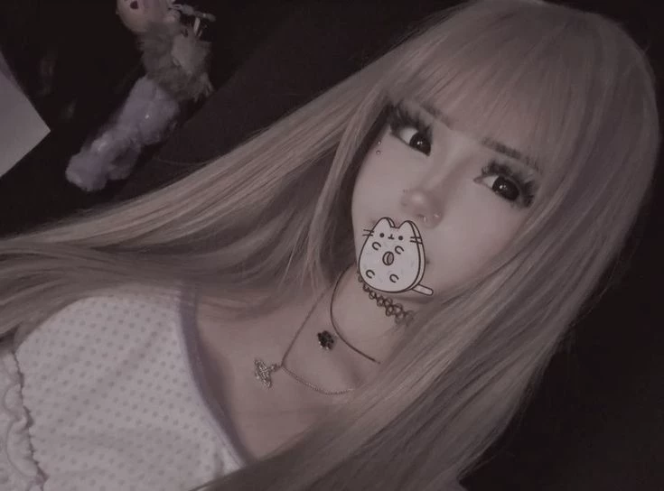 Popular girl thumbnail