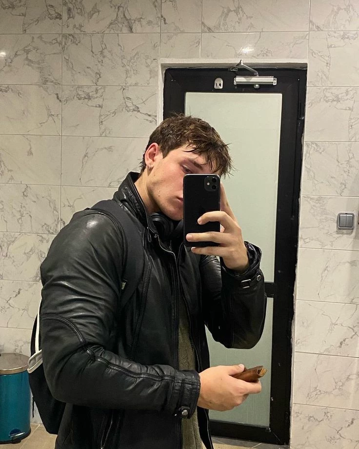 Viktor Novikov thumbnail