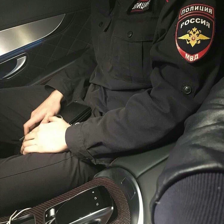 Cop thumbnail