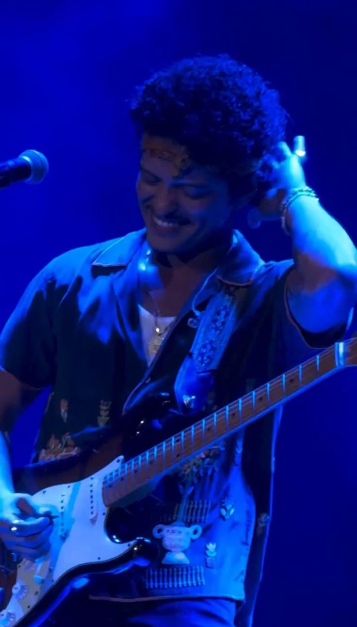Bruno Mars thumbnail