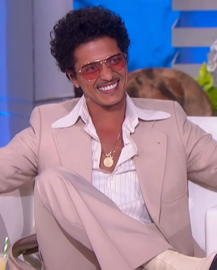 Bruno Mars thumbnail
