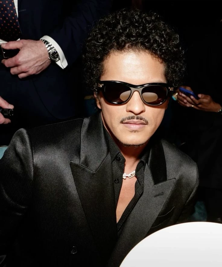Bruno Mars thumbnail