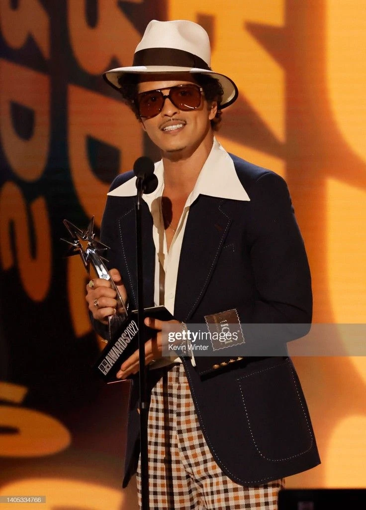 Bruno Mars thumbnail
