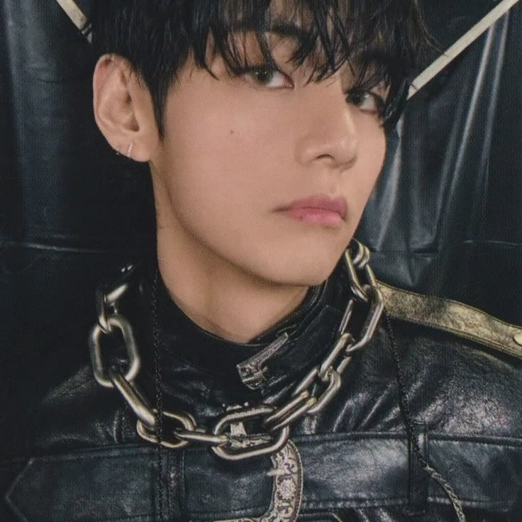 Kim Taehyung thumbnail