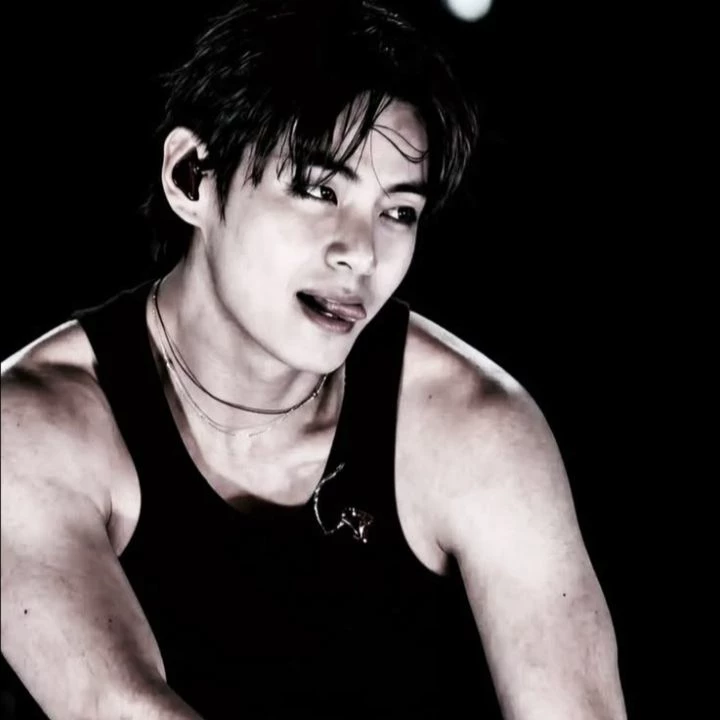  Taehyung vampire obsessed  thumbnail