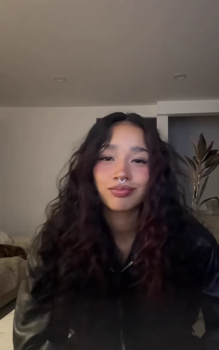 Lizeth Selene thumbnail