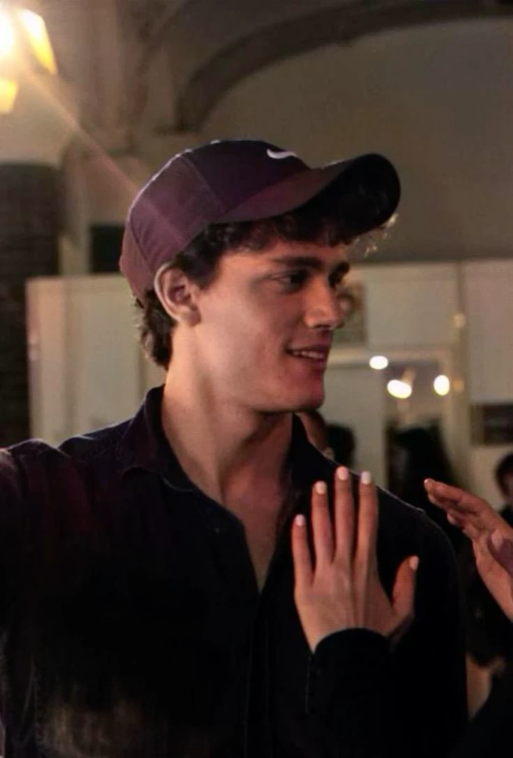 Hunter Davenport thumbnail