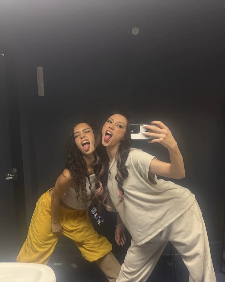 Daniela and Megan thumbnail