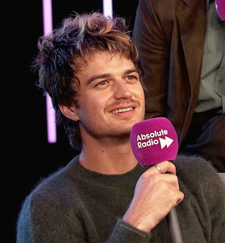 ☆Joe keery ☆ thumbnail