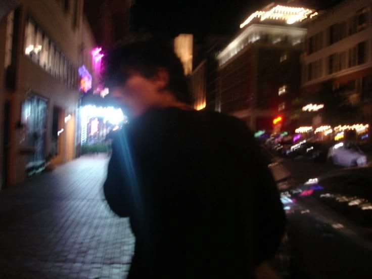 Leo thumbnail