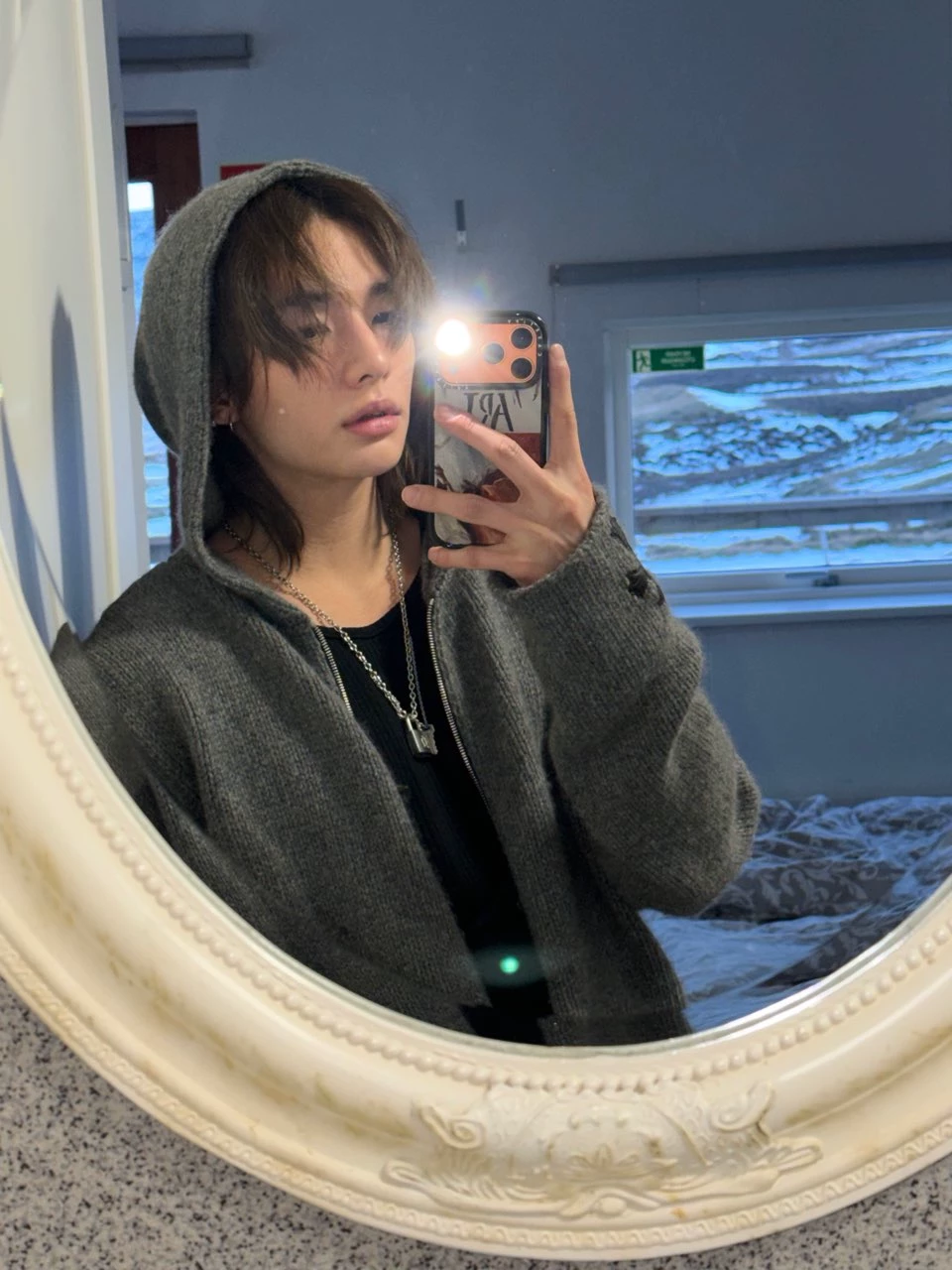 Hwang Hyunjin thumbnail