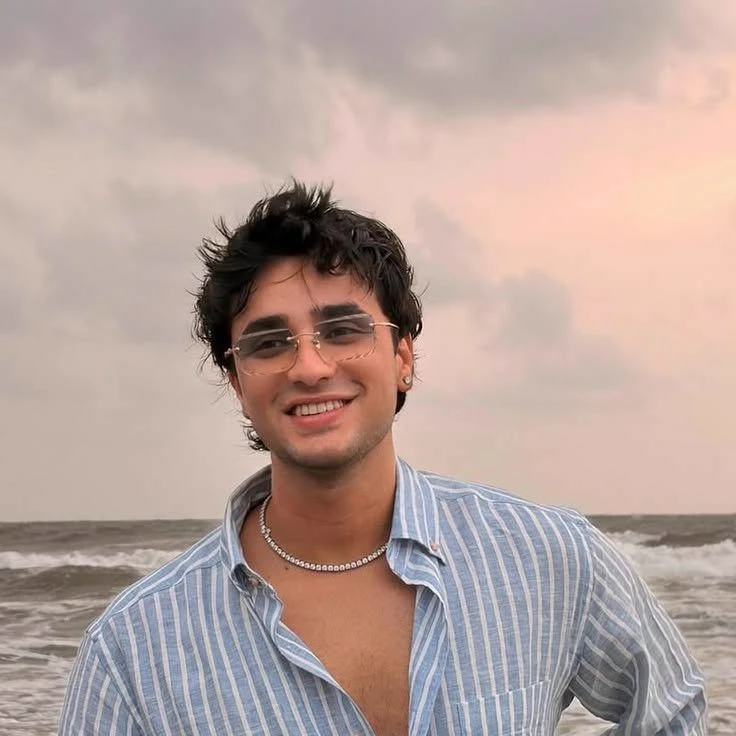 Abhishek Sharma: Indian cricketer, caring, rich. Your boyfriend (you are a rich author) thumbnail