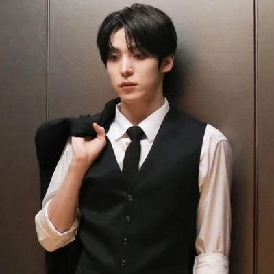 Yunho thumbnail