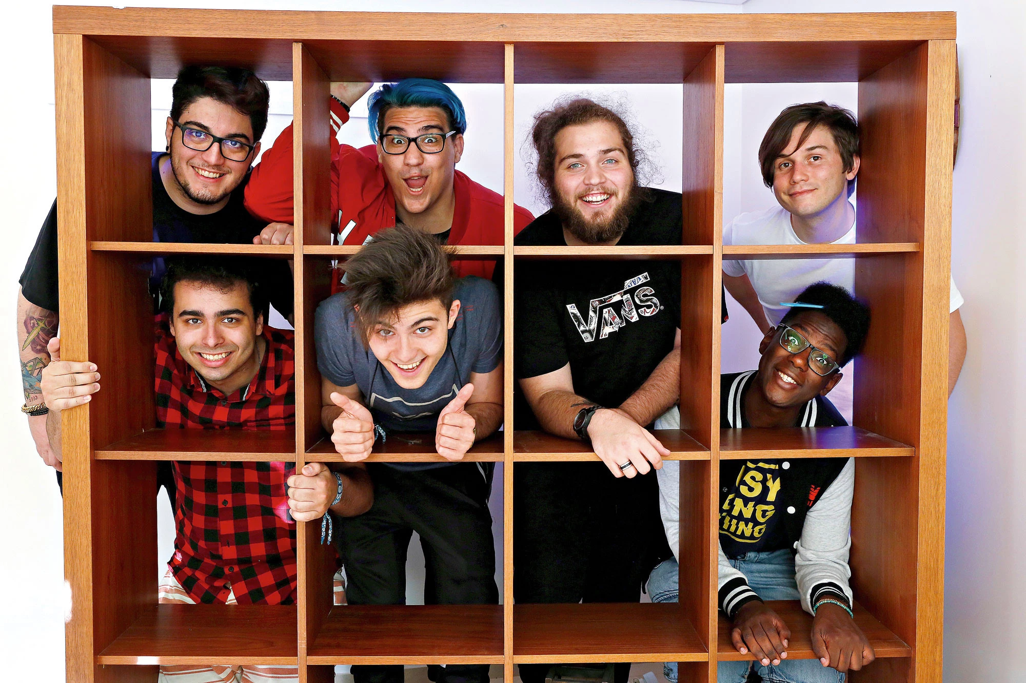 YouTubers' house thumbnail